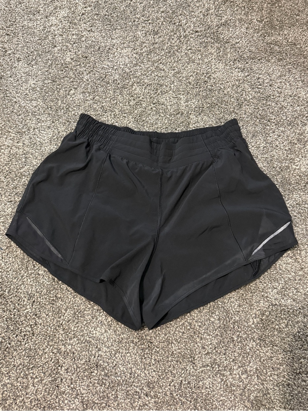 lululemon hotty hot hr shorts